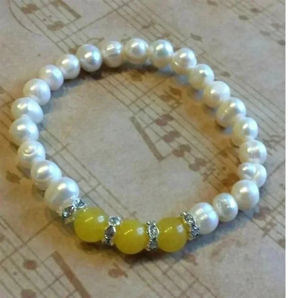 Cultured White Freshwater Pearls Yellow Malaysia Jade Stretch Bracelet
